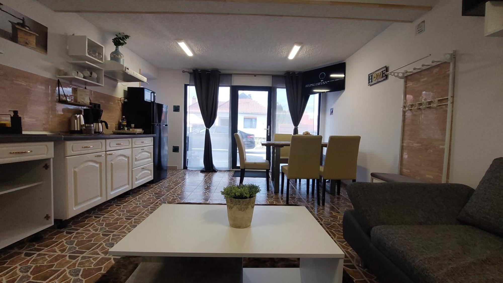 Morrison Apartments Miercurea Ciuc Rum bild